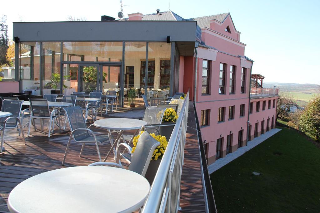 Hotel Cvilin Krnov Exterior photo